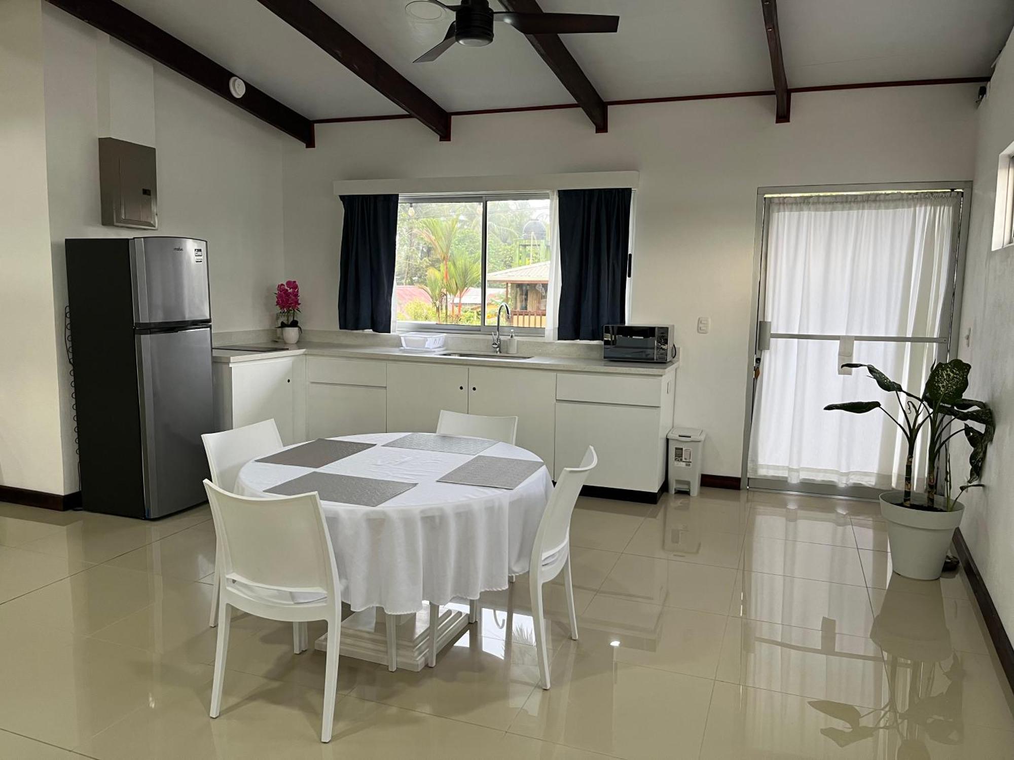 The Babylon Suite Tortuguero Dış mekan fotoğraf